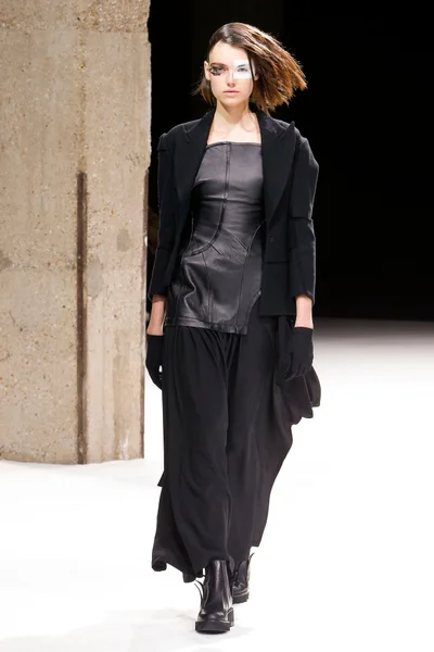 Look 24
